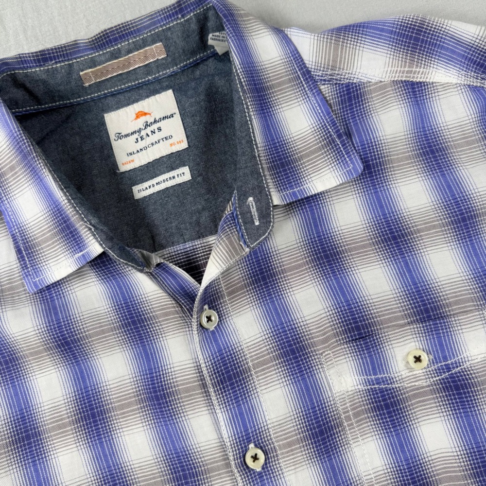 Tommy Bahama‎ Jeans Mens Shirt Large Blue Plaid Island Modern Fit Button Down
